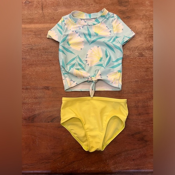 Toddler Girl Carter's Floral Rashguard Top & Bottoms Swimsuit Set size 12 months - Picture 1 of 7